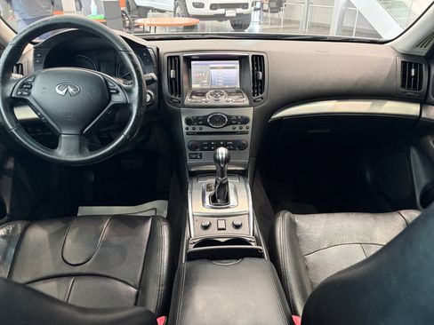 Used 2011 INFINITI G25 x w/ Moonroof Pkg AWD/4WD image 17