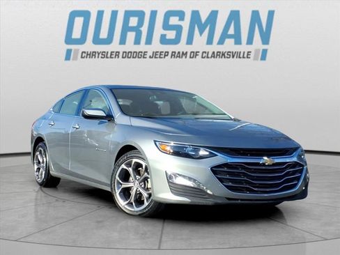 Used 2024 Chevrolet Malibu LT image 1