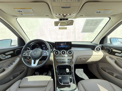 Used 2021 Mercedes-Benz GLC 300 image 6