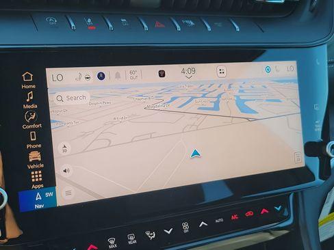 New 2026 Jeep Grand Cherokee Altitude RWD image 31