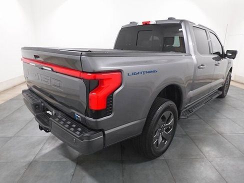 Used 2023 Ford F150 Lightning Lariat image 5