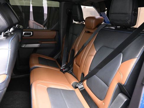 Used 2022 Ford Bronco Outer Banks image 12