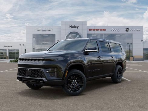 New 2026 Jeep Grand Wagoneer L Limited AWD/4WD image 1