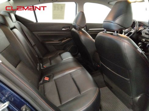 Used 2023 Nissan Altima 2.5 SR image 35