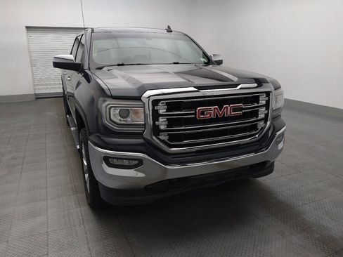 Used 2017 GMC Sierra 1500 SLT w/ SLT Premium Package AWD/4WD image 14