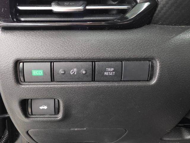 Used 2021 Nissan Sentra SR FWD image 15