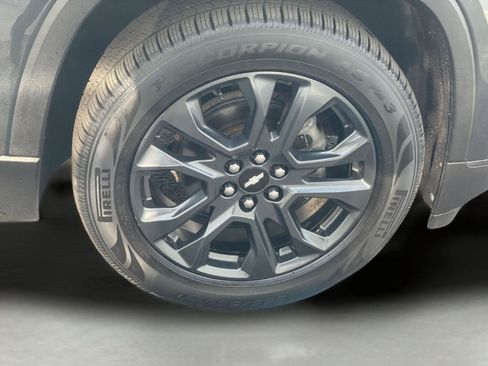 Used 2021 Chevrolet Traverse RS AWD/4WD image 33