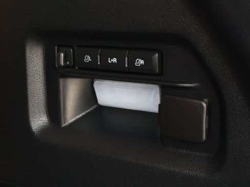 Used 2021 Ford Explorer Limited w/ Equipment Group 301A image 24