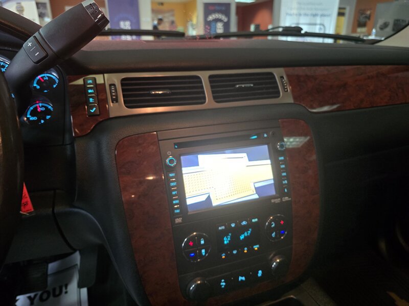 Used 2012 Chevrolet Suburban LTZ AWD/4WD image 23