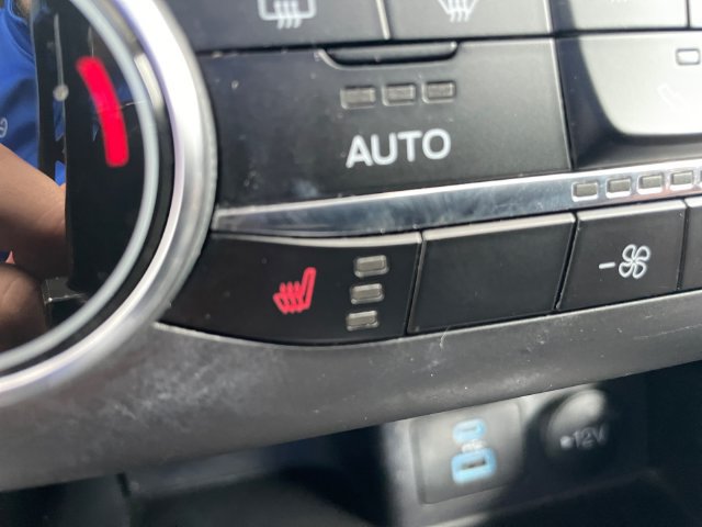 Used 2023 Ford Escape Active AWD/4WD image 16