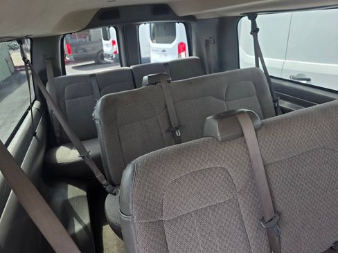 Used 2018 Chevrolet Express 3500 LT w/ LT Preferred Equipment Group RWD image 11