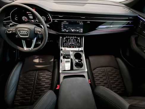 Certified 2025 Audi RS Q8 performance AWD/4WD image 12