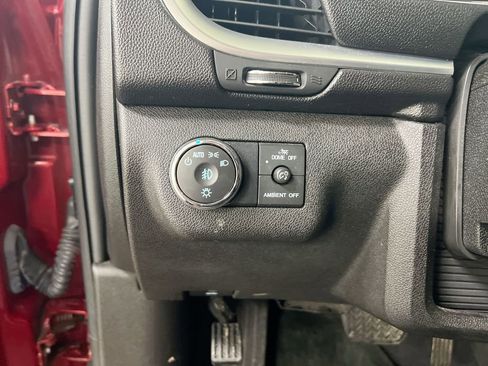 Used 2013 Chevrolet Traverse LT w/ All-Star Edition image 18