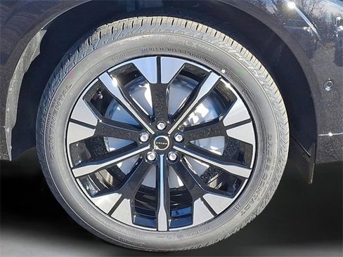 New 2026 Volvo XC60 B5 Plus w/ Climate Package image 5