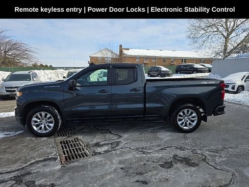 Used 2019 Chevrolet Silverado 1500 Custom w/ Custom Value Package image 6