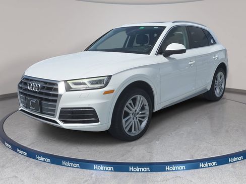 Used 2020 Audi Q5 Premium Plus w/ Premium Plus Package AWD/4WD image 1