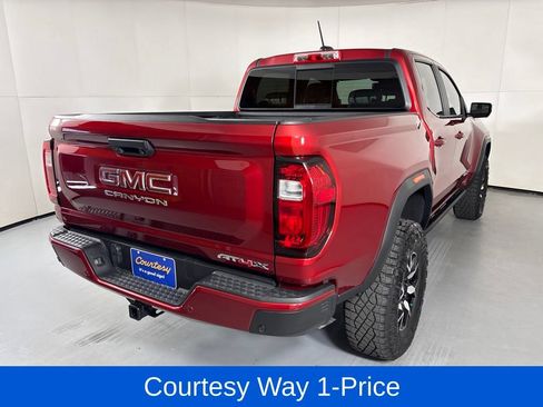 Used 2025 GMC Canyon AT4 w/ AT4X Package AWD/4WD image 11