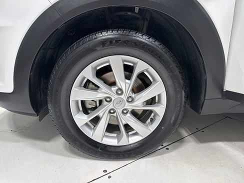 Used 2021 Hyundai Tucson SE FWD image 4