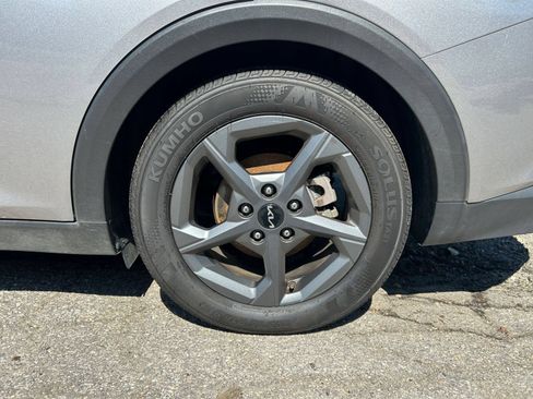 Used 2025 Kia K4 FWD image 24