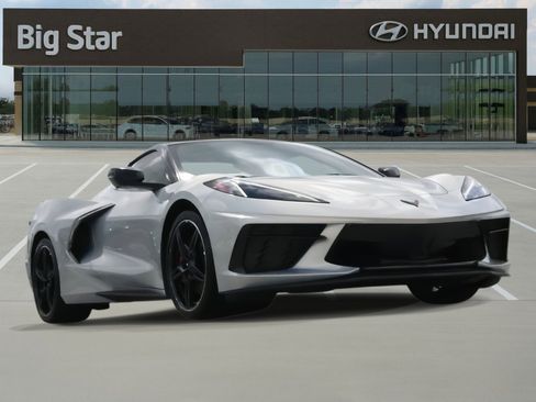 Used 2021 Chevrolet Corvette Stingray Convertible w/ Z51 Performance Package image 7