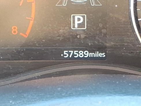 Used 2023 Nissan Kicks SV image 16