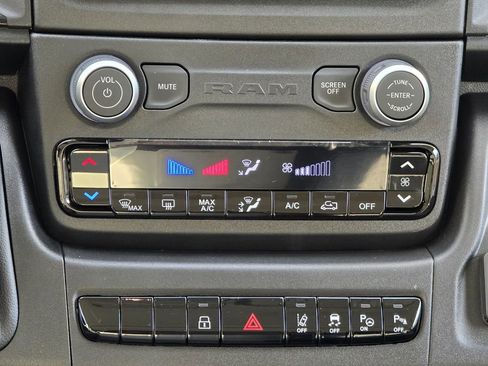 New 2026 RAM ProMaster 2500 w/ Advanced Safety Group FWD image 31