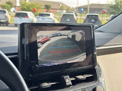 Used 2024 Toyota Corolla LE FWD image 19