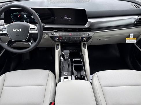 New 2025 Kia Telluride S image 15