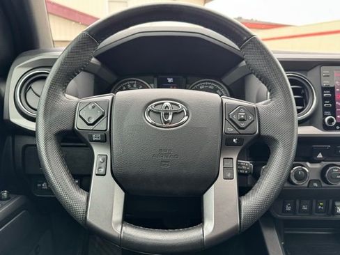 Certified 2022 Toyota Tacoma TRD Off-Road w/ TRD Premium Off Road Package image 26