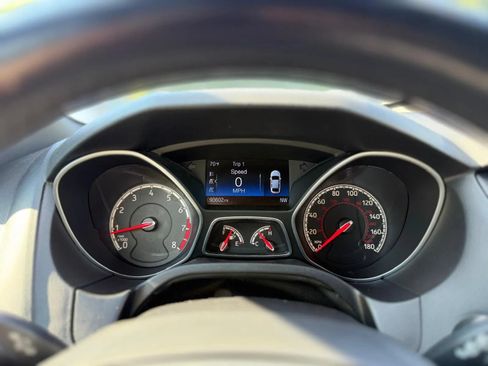 Used 2018 Ford Focus ST FWD image 16