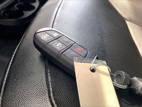 Used 2023 RAM ProMaster 2500 w/ Convenience Group image 14