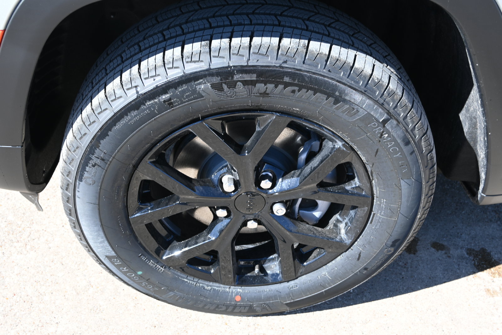 New 2026 Jeep Grand Cherokee Altitude AWD/4WD image 6