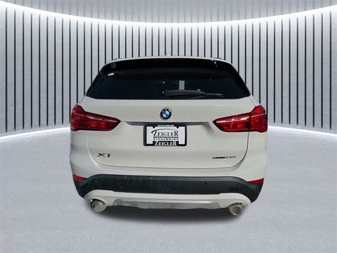 Used 2022 BMW X1 xDrive28i w/ Convenience Package image 10