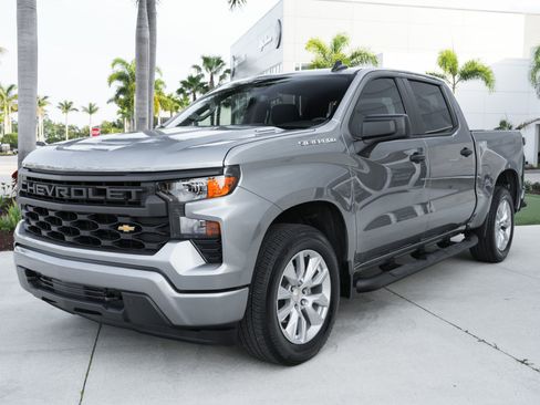 Used 2025 Chevrolet Silverado 1500 Custom AWD/4WD image 5