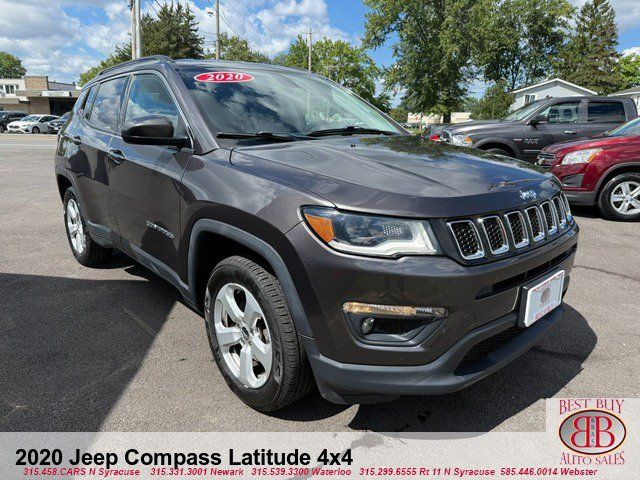 Used 2020 Jeep Compass Latitude w/ Cold Weather Group AWD/4WD image 1
