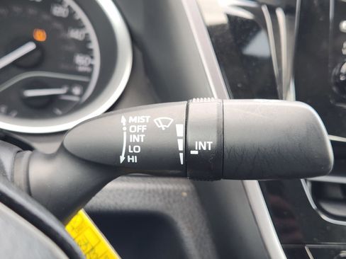 Used 2023 Toyota Camry LE image 21