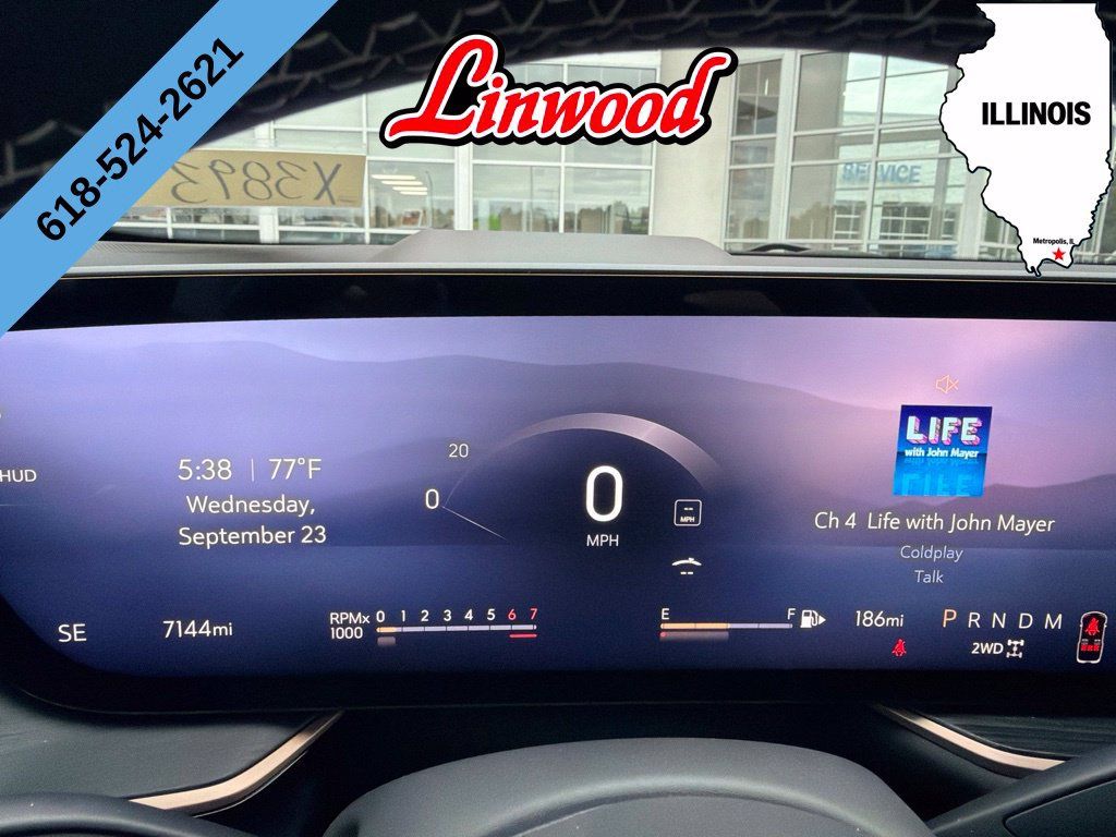 Used 2025 Buick Envision Sport Touring AWD/4WD image 20