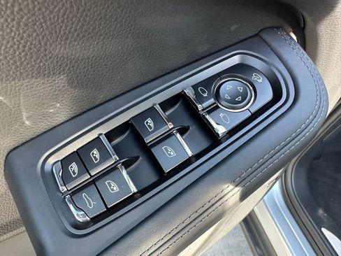 Used 2026 Porsche Macan S image 15