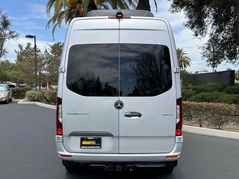 Used 2023 Mercedes-Benz Sprinter 2500 image 18