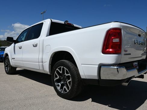 Used 2025 RAM 1500 Laramie AWD/4WD image 2