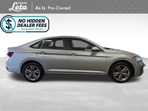 Used 2023 Volkswagen Jetta SE FWD image 7