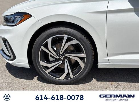 New 2026 Volkswagen Jetta SEL FWD image 11