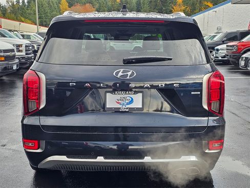 Used 2022 Hyundai Palisade Calligraphy image 6