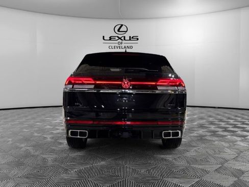 Used 2024 Volkswagen Atlas Cross Sport SEL R-Line image 5