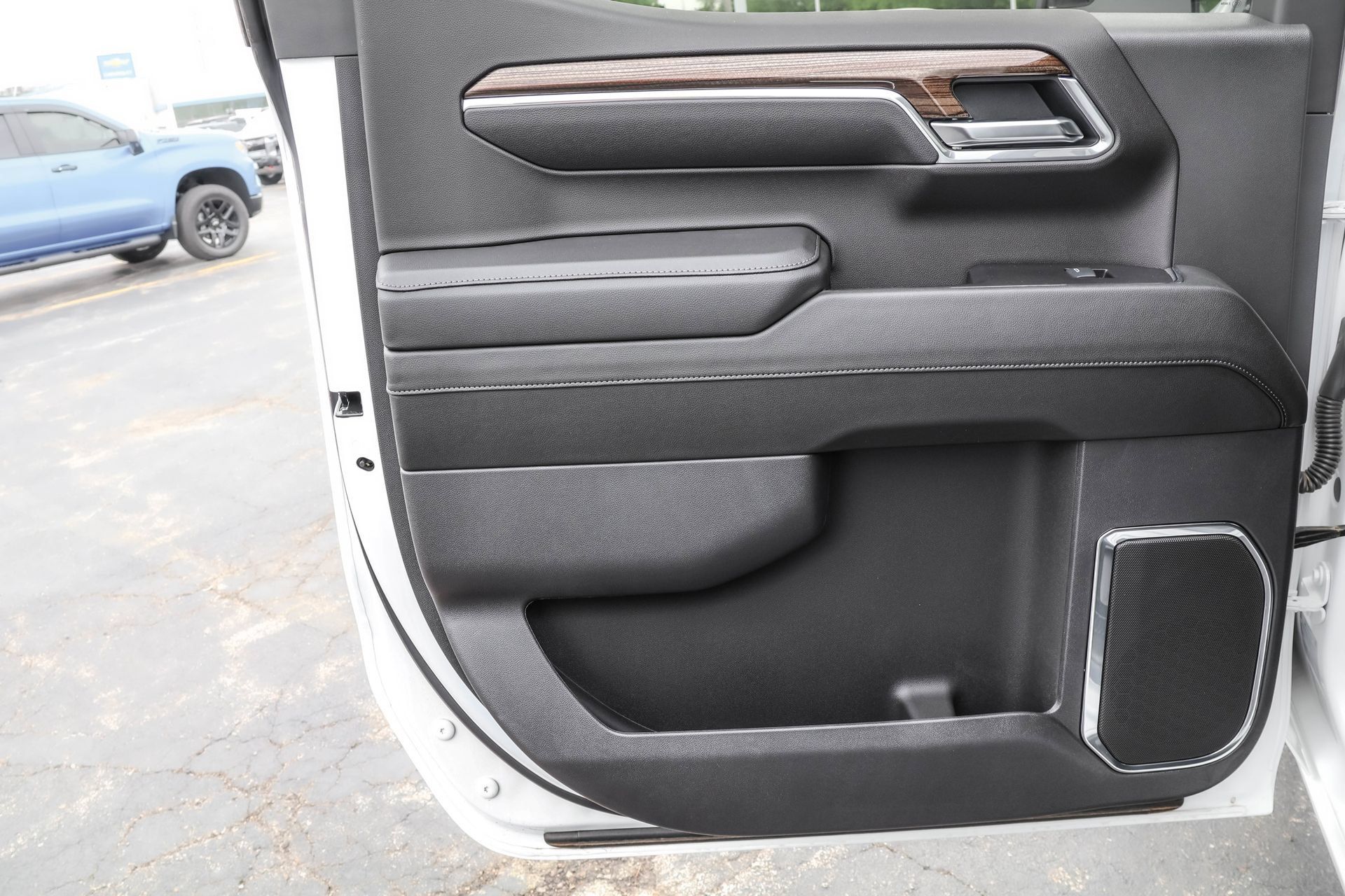 New 2025 Chevrolet Silverado 1500 LT AWD/4WD image 38
