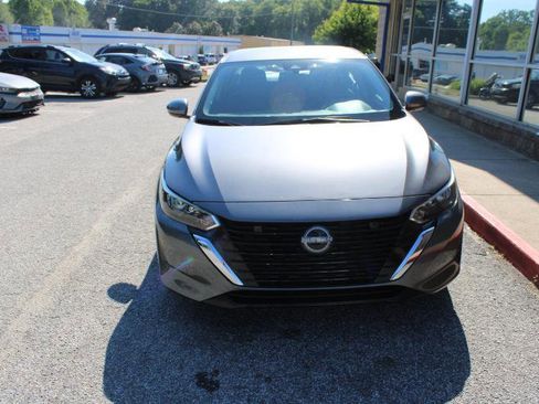 Used 2024 Nissan Sentra S FWD image 2