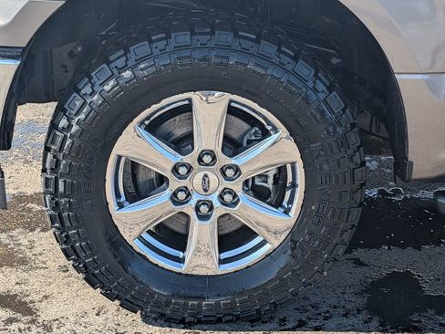 Used 2018 Ford F150 XLT w/ Equipment Group 302A Luxury image 12