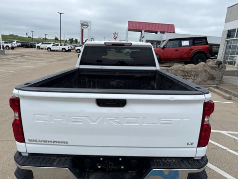 Used 2023 Chevrolet Silverado 2500 LT w/ Convenience Package AWD/4WD image 11