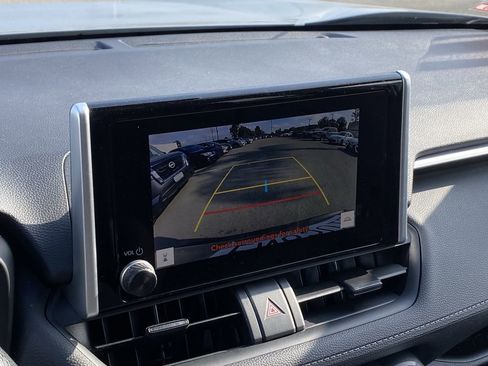 Certified 2023 Toyota RAV4 XLE AWD/4WD image 10