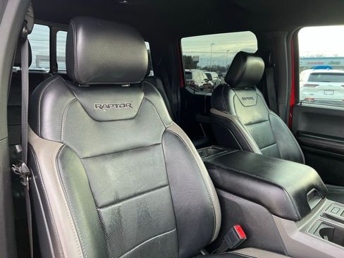 Used 2018 Ford F150 Raptor w/ Equipment Group 802A Luxury image 11
